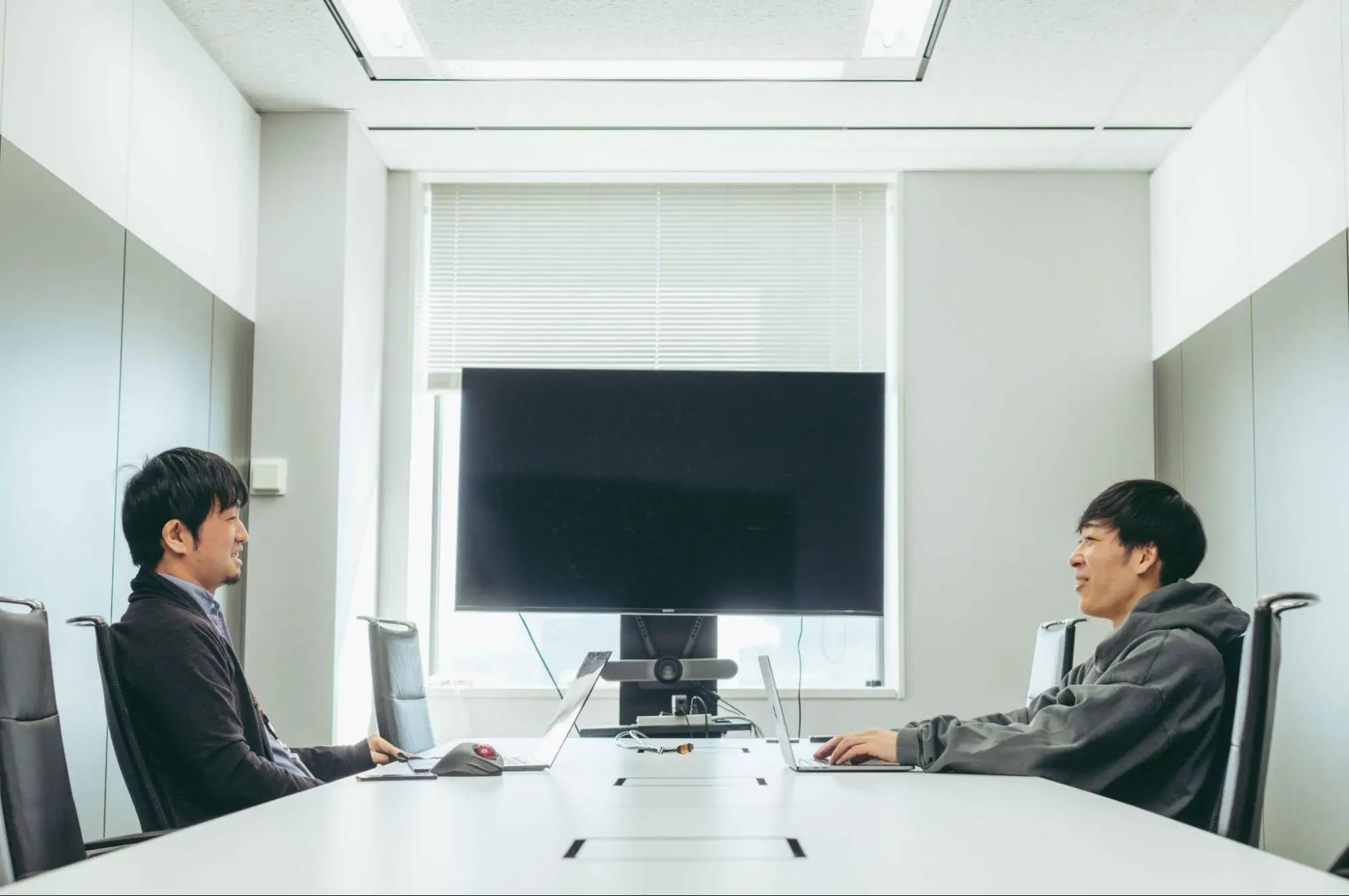 dジョブ担当者の中村様とLANY竹内